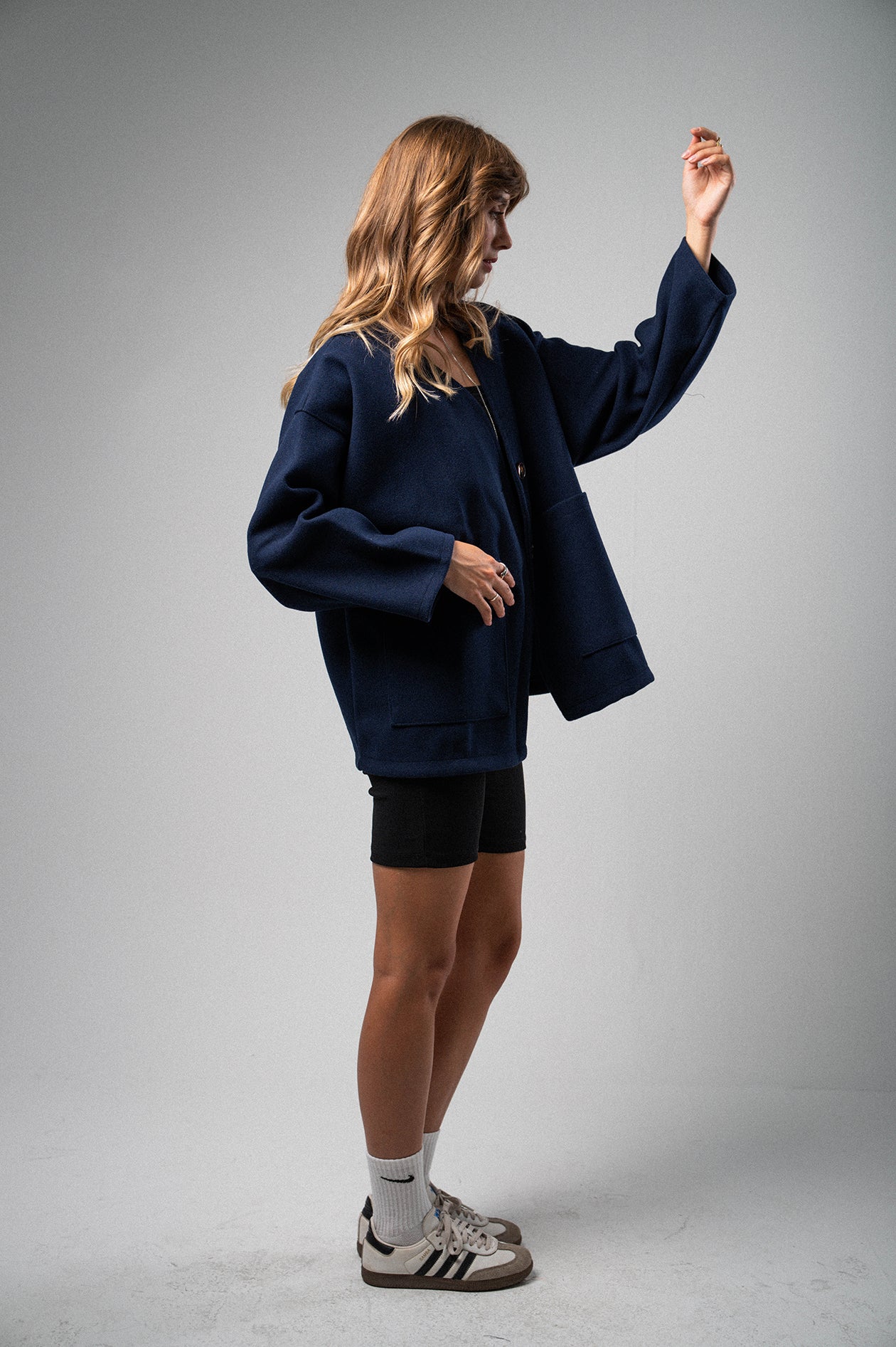 Navy Aura